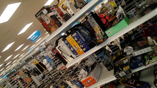 Clothing Store «Ross Dress for Less», reviews and photos, 4520 Centerplace Dr, Greeley, CO 80634, USA