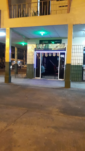 Bar Karaoke Huellas - Machala