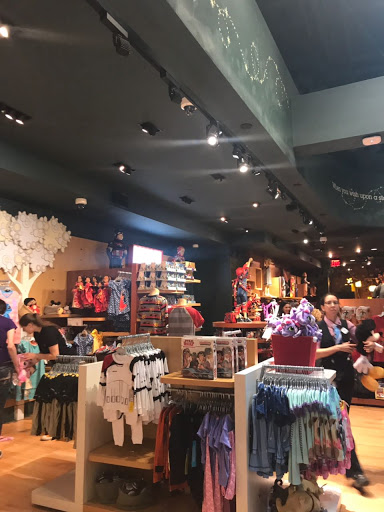 Toy Store «Disney Store», reviews and photos, 1540 Broadway, New York, NY 10036, USA