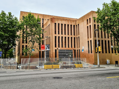 Instituto Ernest Lluch C/ de la Diputació, 11-15, Eixample, 08015 Barcelona, España