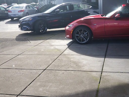Mazda Dealer «Kiefer Mazda», reviews and photos, 383 Goodpasture Island Rd, Eugene, OR 97401, USA