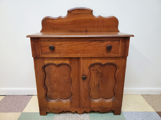 Furniture Store «Antiques To Present», reviews and photos, 1071 PA-100, Bechtelsville, PA 19505, USA