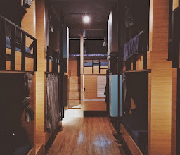 Bed Box Khaosan Hostel photo