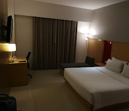 Hotel Santika Premiere Dyandra Hotel & Convention photo