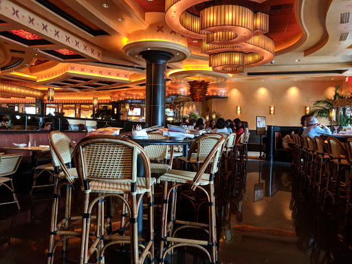 Shopping Mall «The Shops at Chestnut Hill», reviews and photos, 199 Boylston St, Chestnut Hill, MA 02467, USA