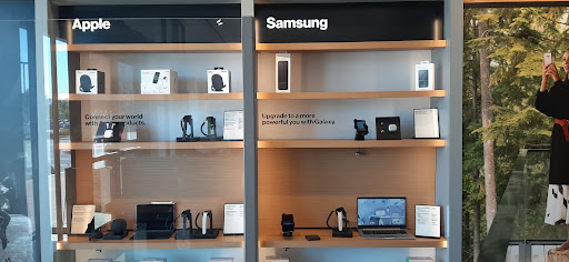 Cell Phone Store «Verizon», reviews and photos, 1555 Simi Town Center Way #585, Simi Valley, CA 93065, USA