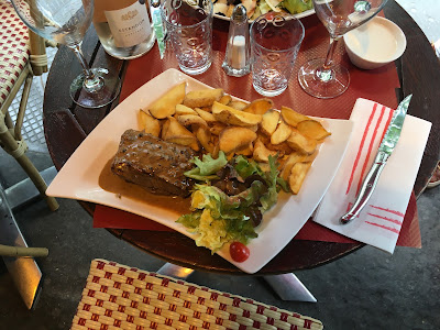 Café Crêperie du 8ème à Paris