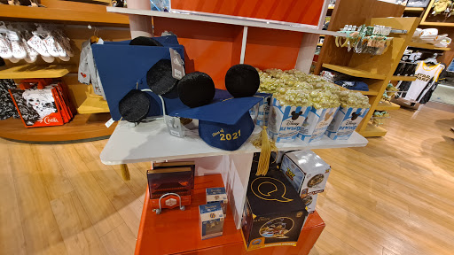 Toy Store «Disney Store», reviews and photos, 350 W Hillcrest Dr, Thousand Oaks, CA 91360, USA