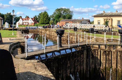 York Naburn Lock Caravan Park