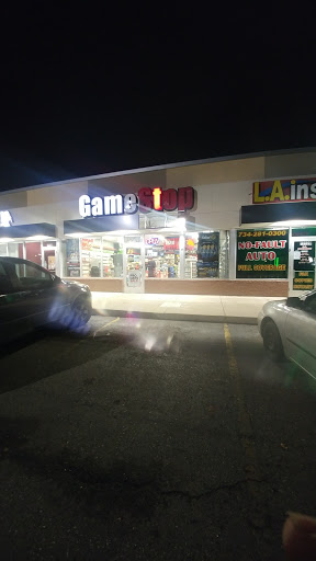 Video Game Store «GameStop», reviews and photos, 17124 Fort St, Riverview, MI 48193, USA