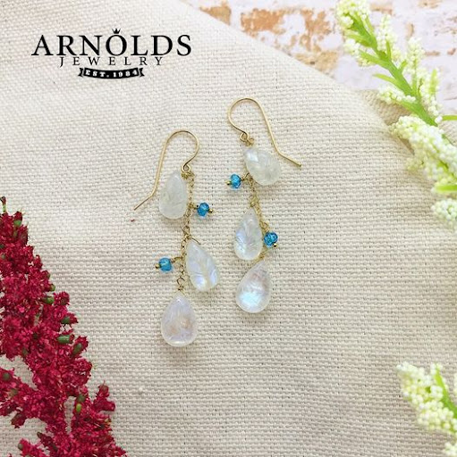 Jewelry Store «Arnold Jewelers», reviews and photos, 12293 Seminole Blvd, Largo, FL 33778, USA