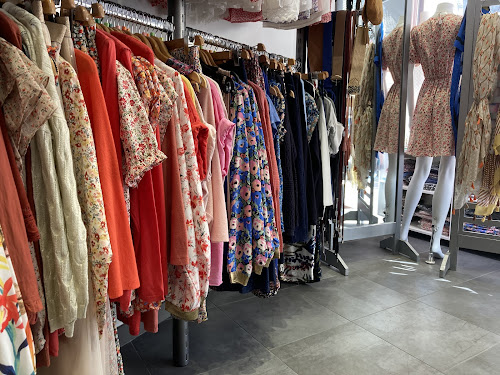 Magasin de vêtements pour femmes Paddington Courbevoie