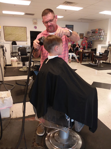 Barber Shop «Southside Barber Shop», reviews and photos, 1430 Volunteer Pkwy # 8, Bristol, TN 37620, USA