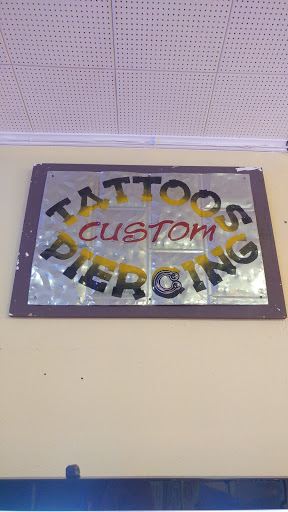 Tattoo Shop «Moniques Body Art», reviews and photos, 1861 Gulf to Bay Blvd, Clearwater, FL 33765, USA