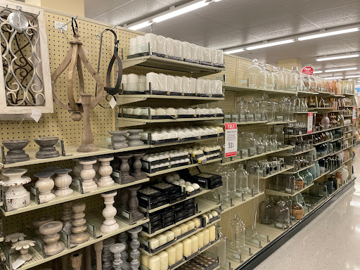 Craft Store «Hobby Lobby», reviews and photos, 290 Hawthorn Village Commons, Vernon Hills, IL 60061, USA