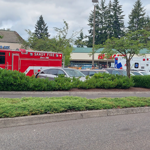 Variety Store «Bi-Mart», reviews and photos, 36859 US-26, Sandy, OR 97055, USA