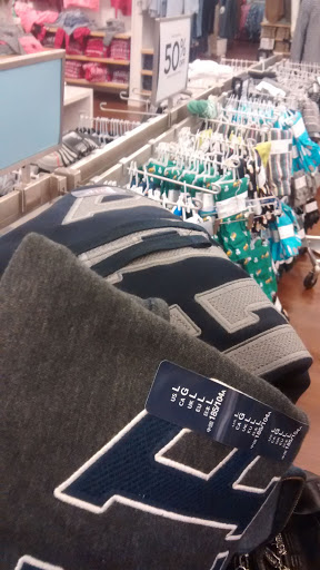 Clothing Store «Gap Outlet», reviews and photos, 8225 Vineland Ave, Orlando, FL 32821, USA