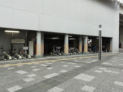 JR奈良駅高架下駐輪場