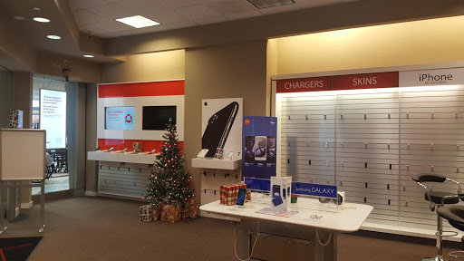 Cell Phone Store «GoWireless Verizon Authorized Retailer», reviews and photos, 3009 N Wooster Ave, Dover, OH 44622, USA