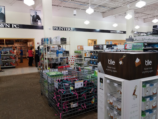 Computer Store «Micro Center», reviews and photos, 3710 Minnesota 100 South, St Louis Park, MN 55416, USA