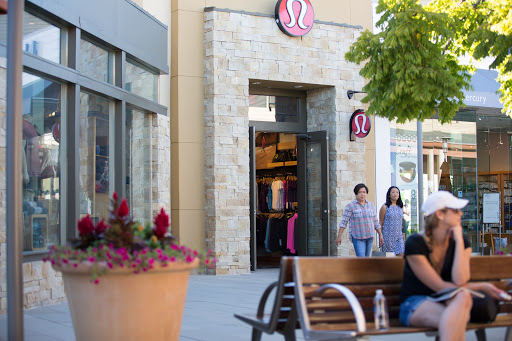 Shopping Mall «The Village at Corte Madera», reviews and photos, 1618 Redwood Hwy, Corte Madera, CA 94925, USA