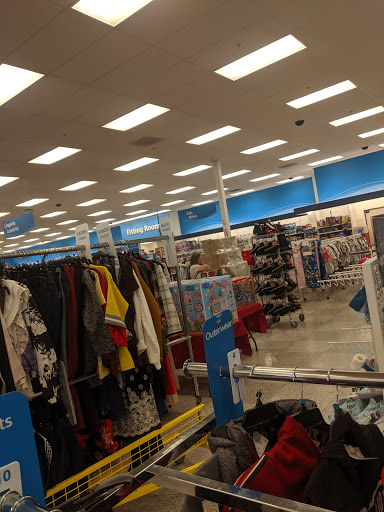 Clothing Store «Ross Dress for Less», reviews and photos, 3900 Sisk Rd, Modesto, CA 95356, USA