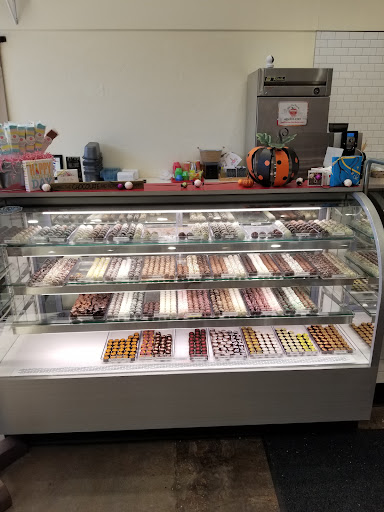 Chocolate Shop «Apple Tree Chocolate», reviews and photos, 754 Asp Ave, Norman, OK 73069, USA