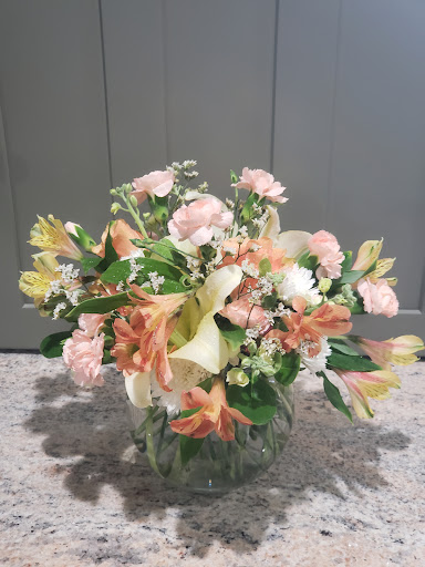 Florist «Carrolls Florist of Beverly», reviews and photos, 385 Cabot St, Beverly, MA 01915, USA