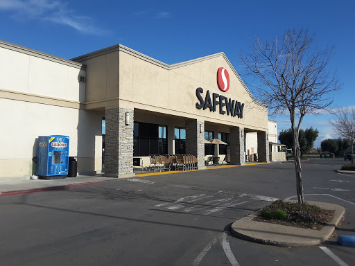 Grocery Store «Safeway», reviews and photos, 600 Edith Ave, Corning, CA 96021, USA