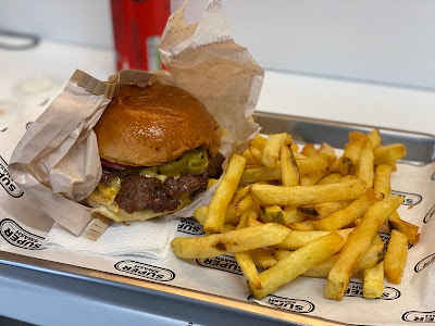 SUPER SMASH BURGER à Paris