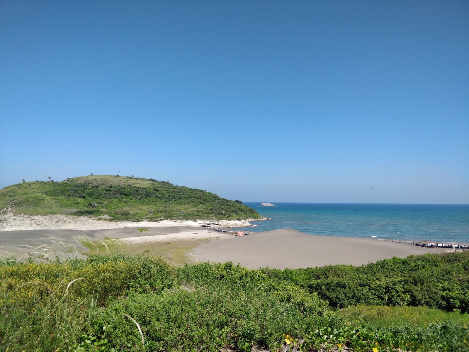 Φωτογραφία του Beach Villa Rica με επίπεδο καθαριότητας πολύ καθαρό