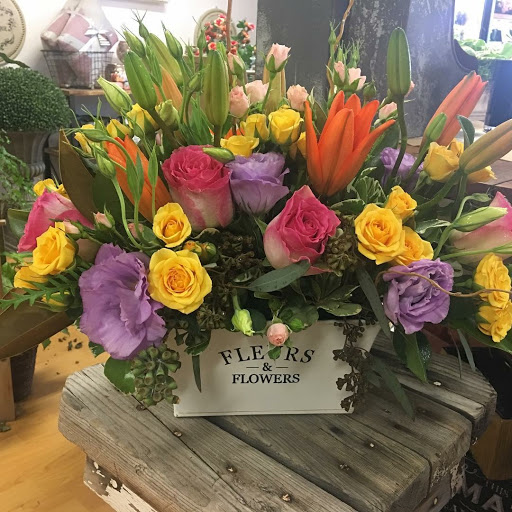 Florist «Foxchase Florist», reviews and photos, 4613 Duke St, Alexandria, VA 22304, USA