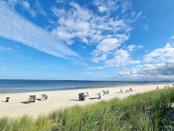 Foto de Zinnowitz Strand com linha costeira longa e reta