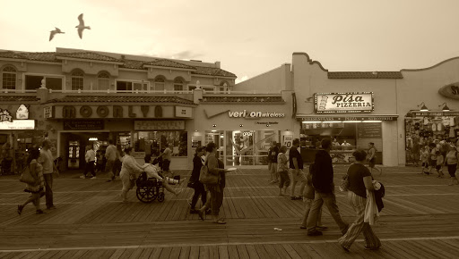 Cell Phone Store «Verizon Authorized Retailer, TCC», reviews and photos, 816 Boardwalk, Ocean City, NJ 08226, USA