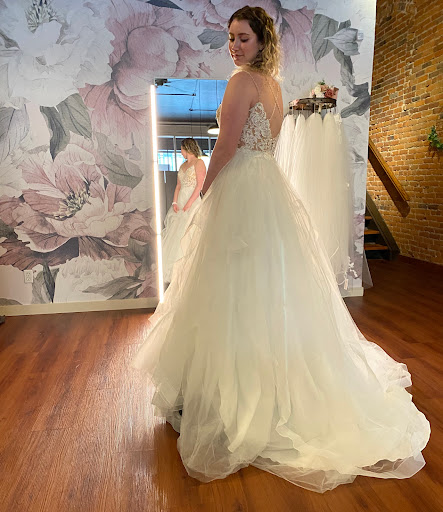 Wedding Store «Merrime Bride & Soiree», reviews and photos, 211 W 1st Ave #101, Albany, OR 97321, USA