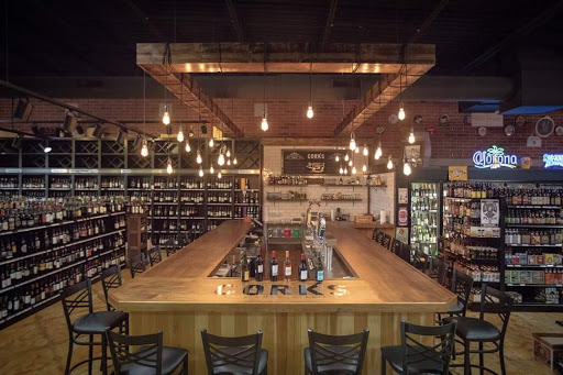 Wine Store «Corks Wine & Liquor», reviews and photos, 27250 Crossroads Pkwy, Rossford, OH 43460, USA