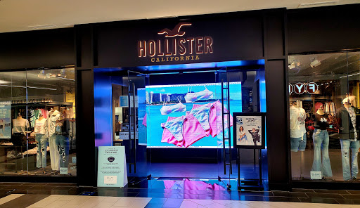 Clothing Store «Hollister Co.», reviews and photos, 301 Mt Hope Ave, Rockaway, NJ 07866, USA