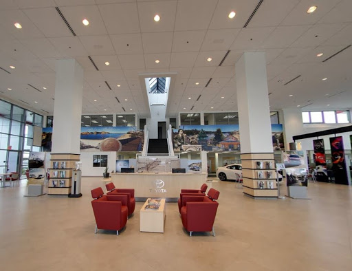 Toyota Dealer «Folsom Lake Toyota», reviews and photos, 12747 Folsom Blvd, Folsom, CA 95630, USA