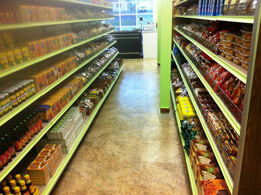 Indian Grocery Store «Everest Indian Grocery Store», reviews and photos, 1621 Columbia Ave, Lancaster, PA 17603, USA