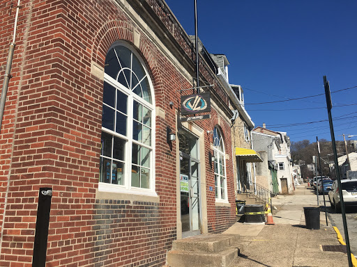 Sportswear Store «JL Racing», reviews and photos, 132 Levering St, Philadelphia, PA 19127, USA