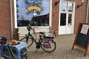Fietscafe Bie De Sjmeed image