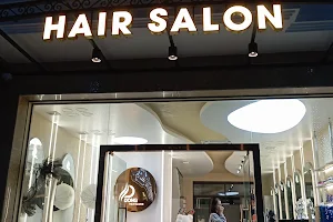 Dong Hair Salon image