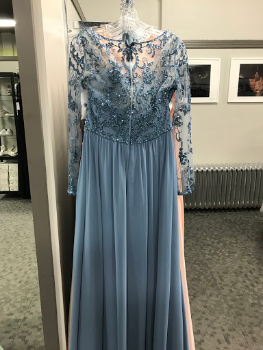 Bridal Shop «The Wedding Tree», reviews and photos, 418 Main St, La Crosse, WI 54601, USA