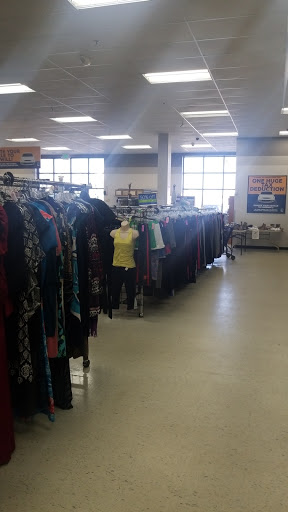 Thrift Store «Goodwill Englewood», reviews and photos, 4160 S Broadway, Englewood, CO 80113, USA