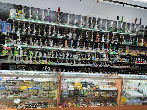 Tobacco Shop «Kratom shop - S K Smoke Shop», reviews and photos, 6300 W Charleston Blvd, Las Vegas, NV 89146, USA