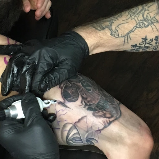Explore tulip tattoo ideas, creative tattoo ideas in Kingsford, available at Deft Tattoo Studio