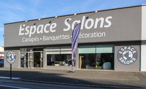 ESPACE SALONS à Niort