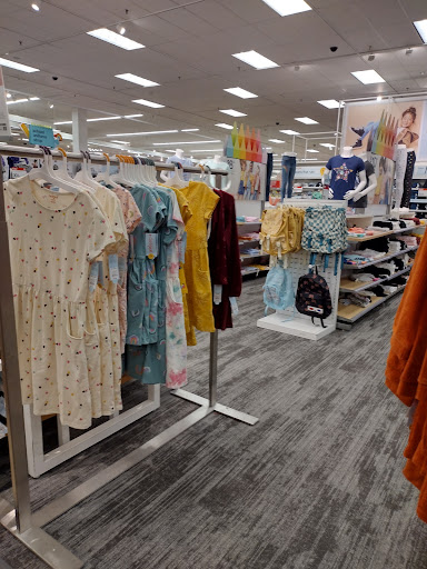 Department Store «Target», reviews and photos, 999 Corporate Dr, Westbury, NY 11590, USA