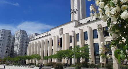 Palais Du Travail Villeurbanne