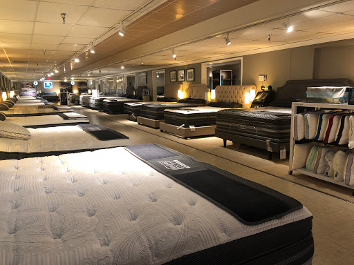 Furniture Store «Pilgrim Furniture & Mattress City Southington», reviews and photos, 55 Graham Pl, Southington, CT 06489, USA
